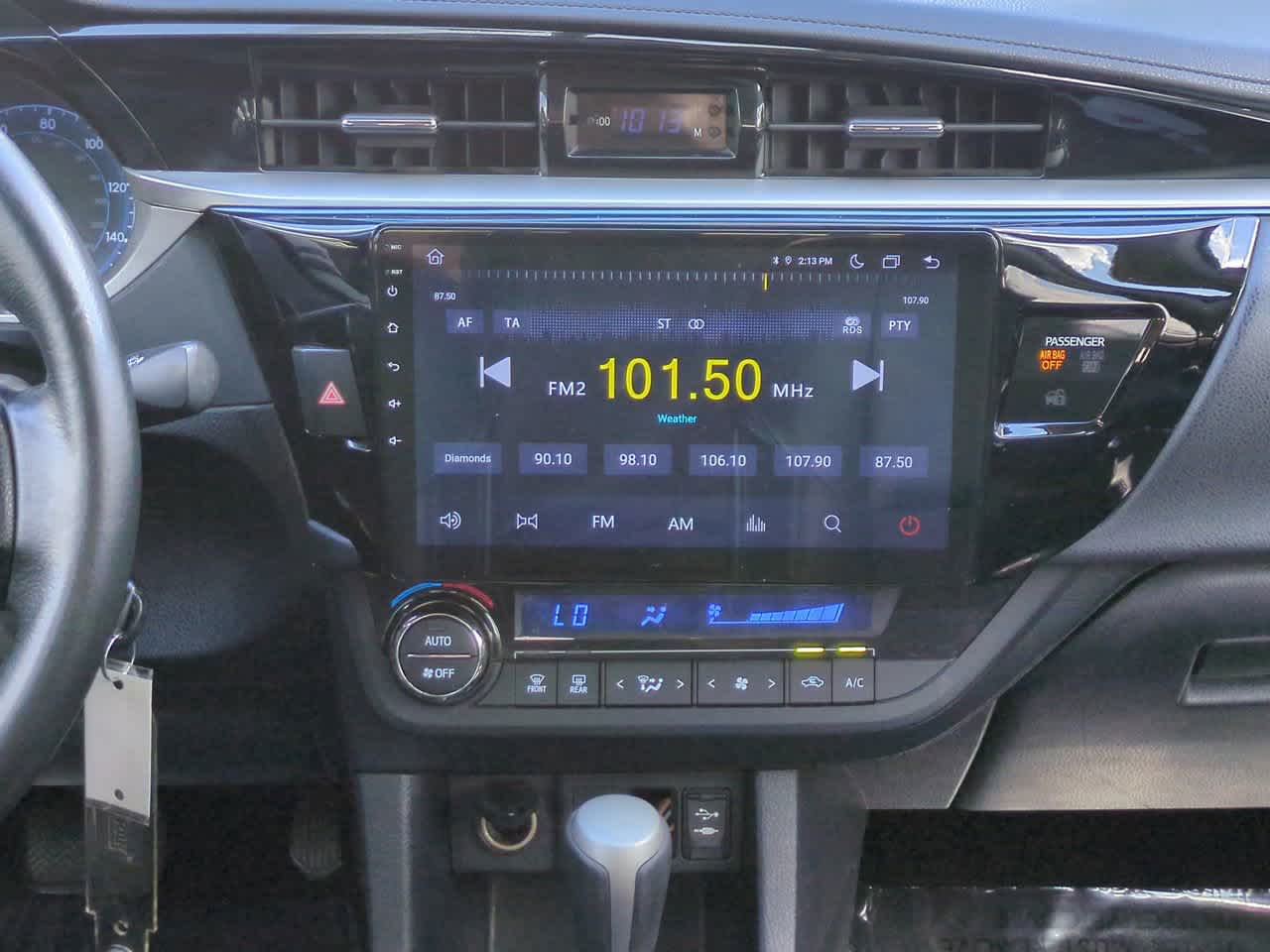 Thumbnail: 2015 Toyota Corolla - 17