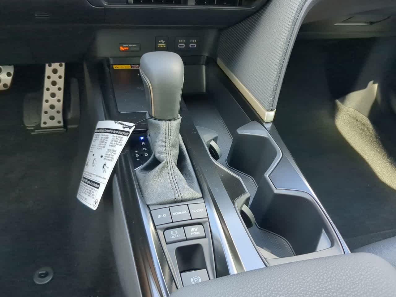 Thumbnail: 2025 Toyota Camry - 19