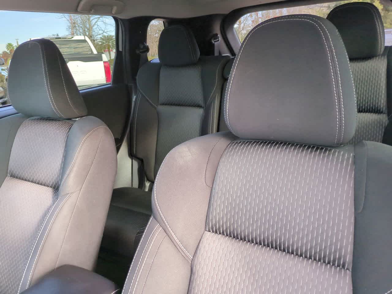 Thumbnail: 2022 Mitsubishi Outlander - 8