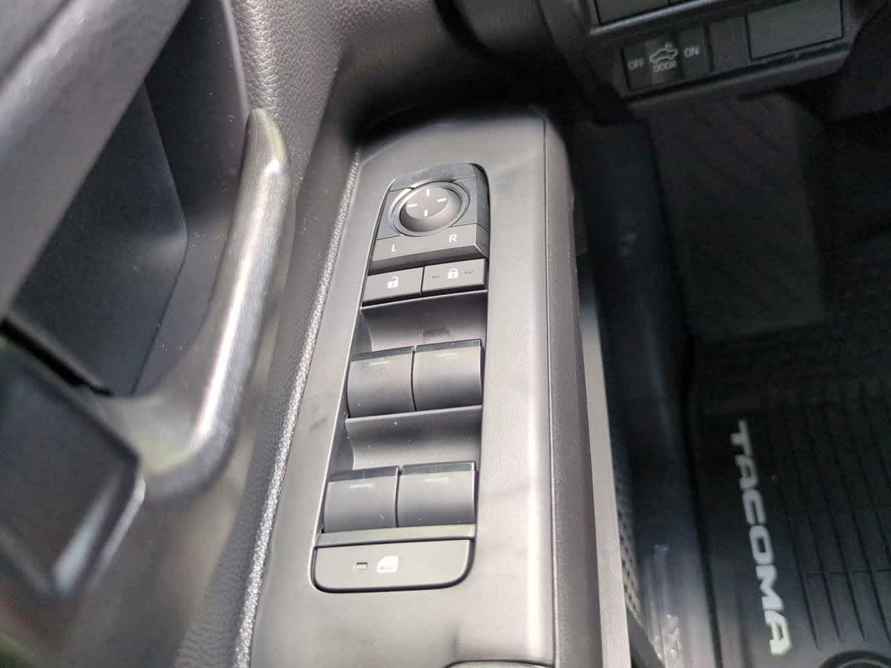 Thumbnail: 2025 Toyota Tacoma - 21