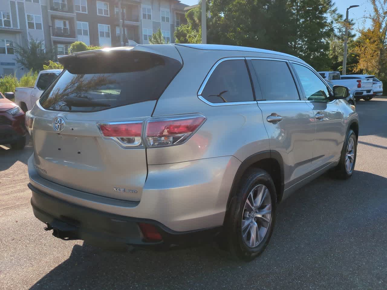 Thumbnail: 2015 Toyota Highlander - 6