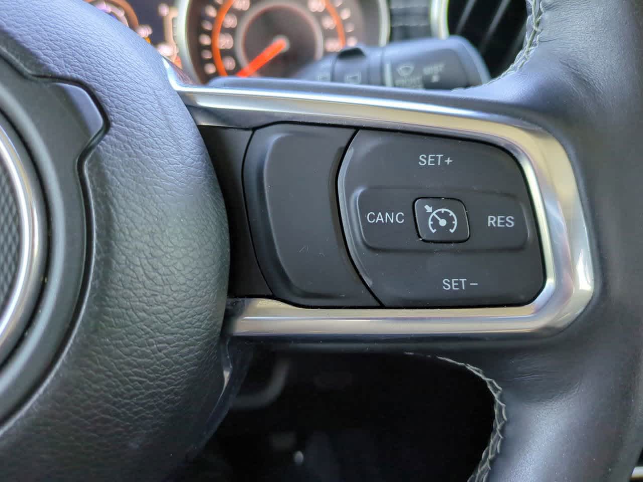 Thumbnail: 2018 Jeep Wrangler - 25