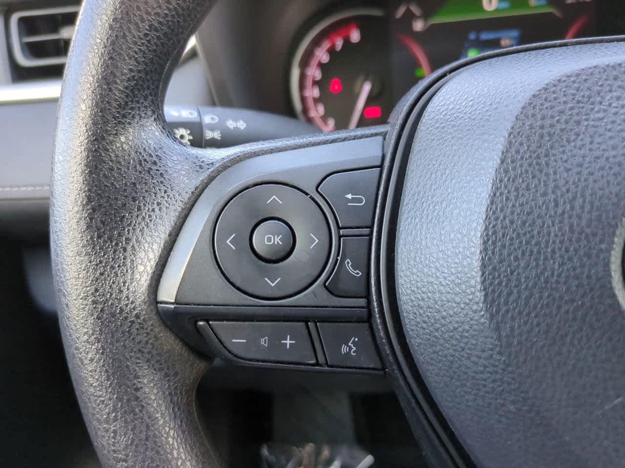 Thumbnail: 2023 Toyota RAV4 - 22