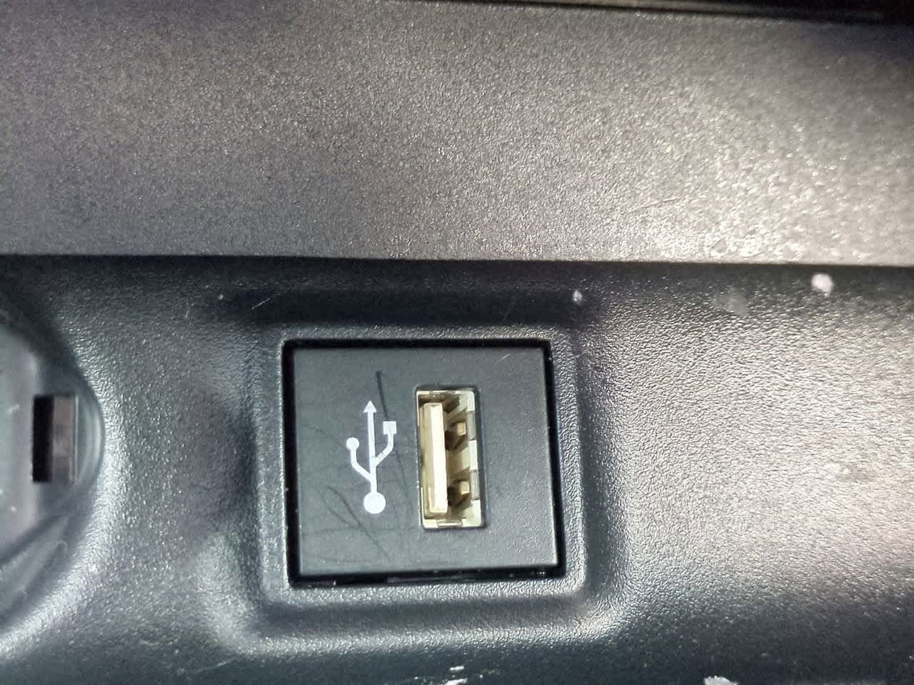 Thumbnail: 2025 Toyota RAV4 - 21