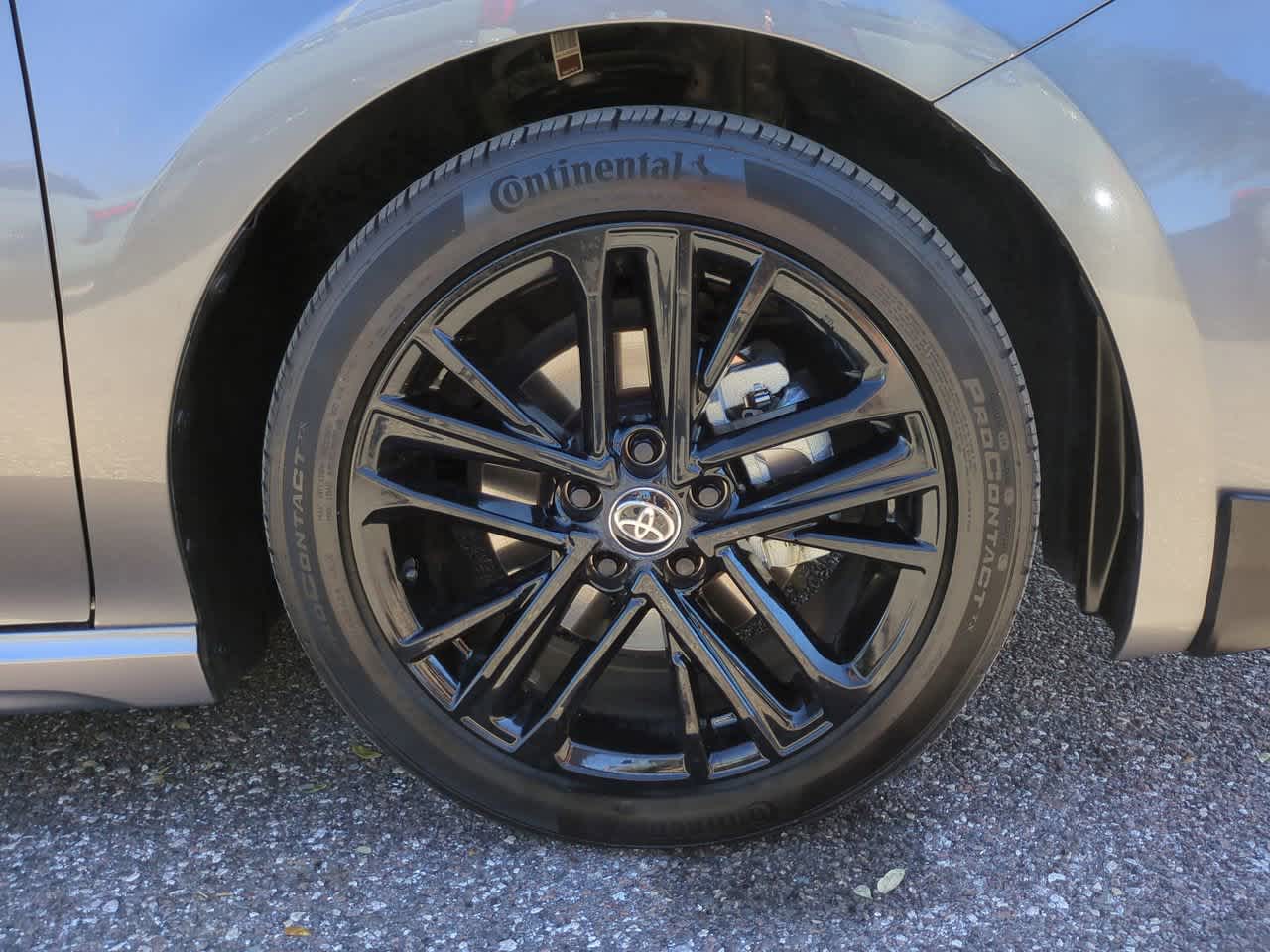 Thumbnail: 2025 Toyota Camry - 11