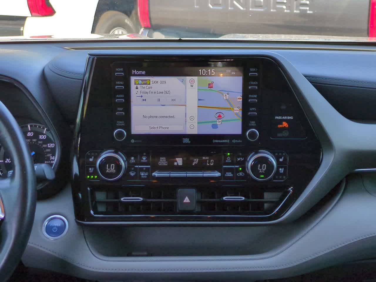 Thumbnail: 2021 Toyota Highlander - 18
