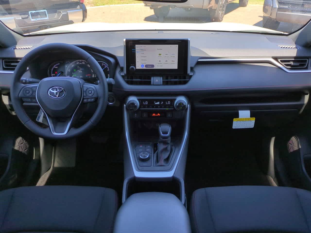 Thumbnail: 2025 Toyota RAV4 - 14