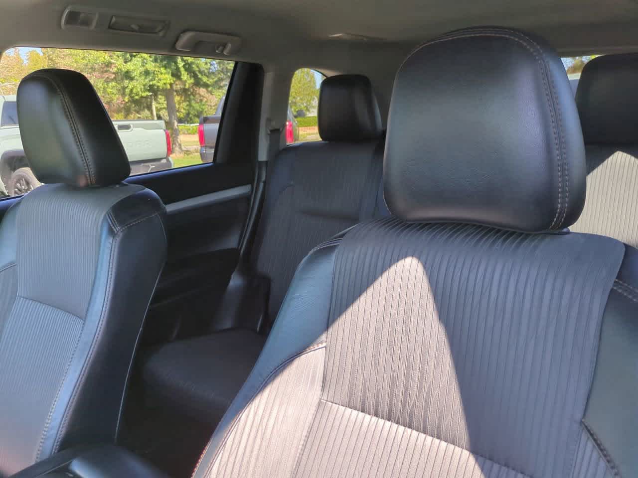 Thumbnail: 2019 Toyota Highlander - 8