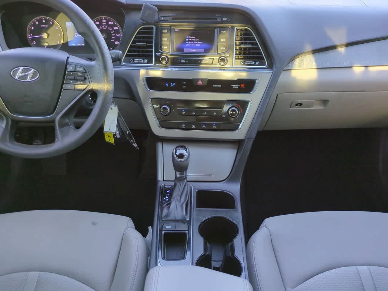 Thumbnail: 2015 Hyundai Sonata - 18