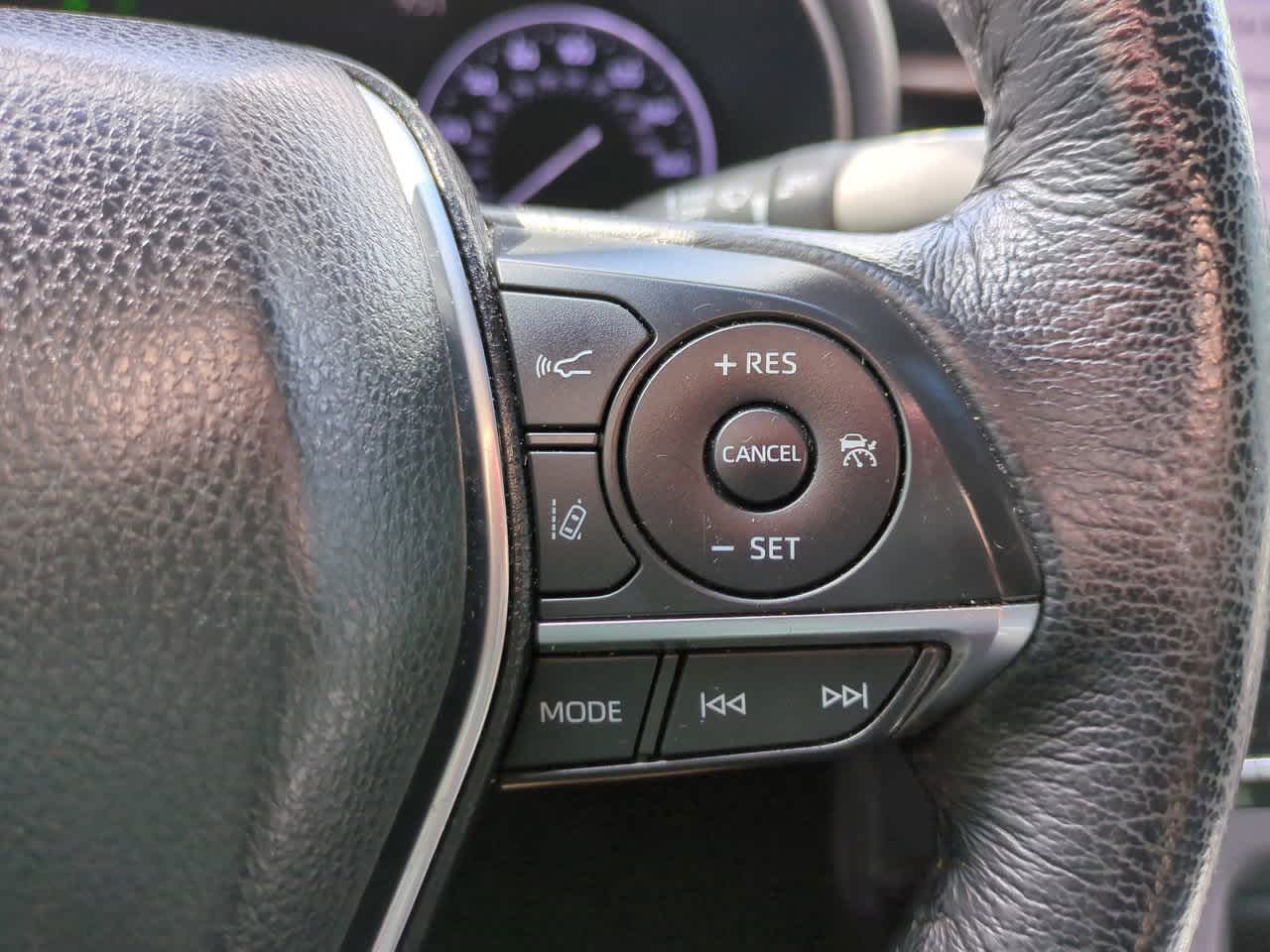 Thumbnail: 2021 Toyota Avalon - 24