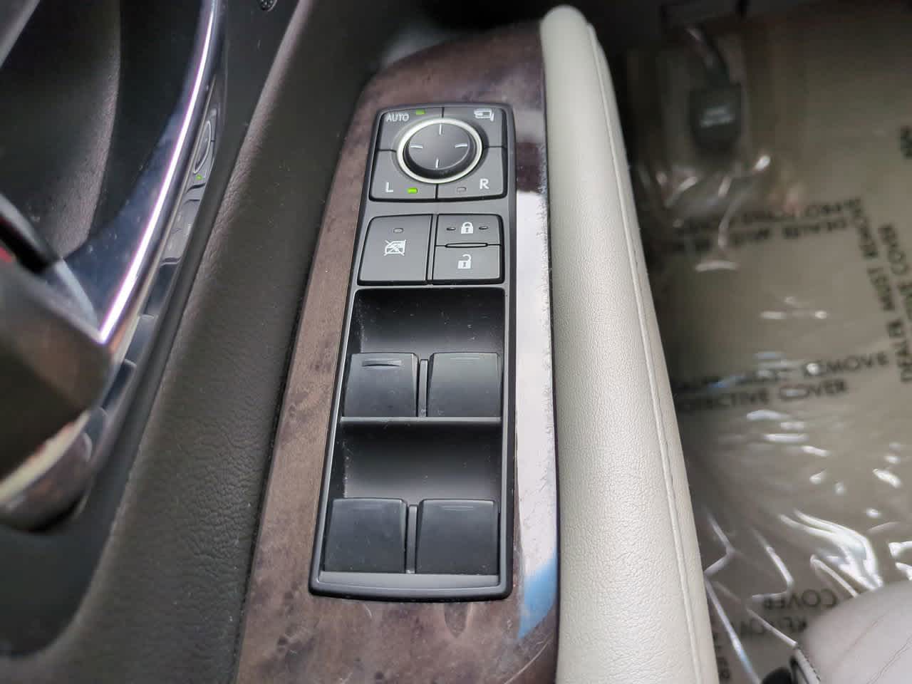 Thumbnail: 2013 Lexus RX - 24
