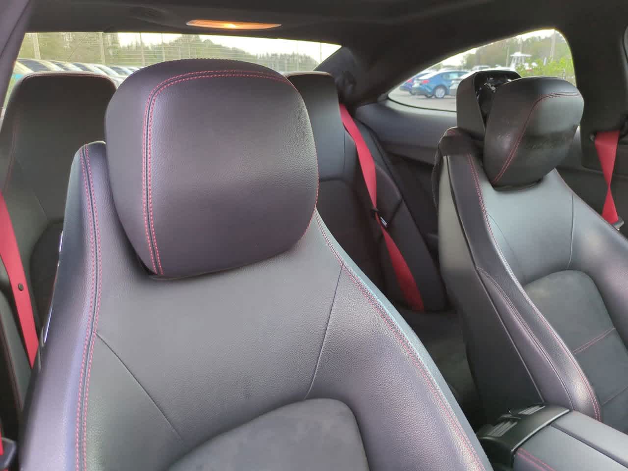 Thumbnail: 2013 Mercedes-Benz C-Class - 7