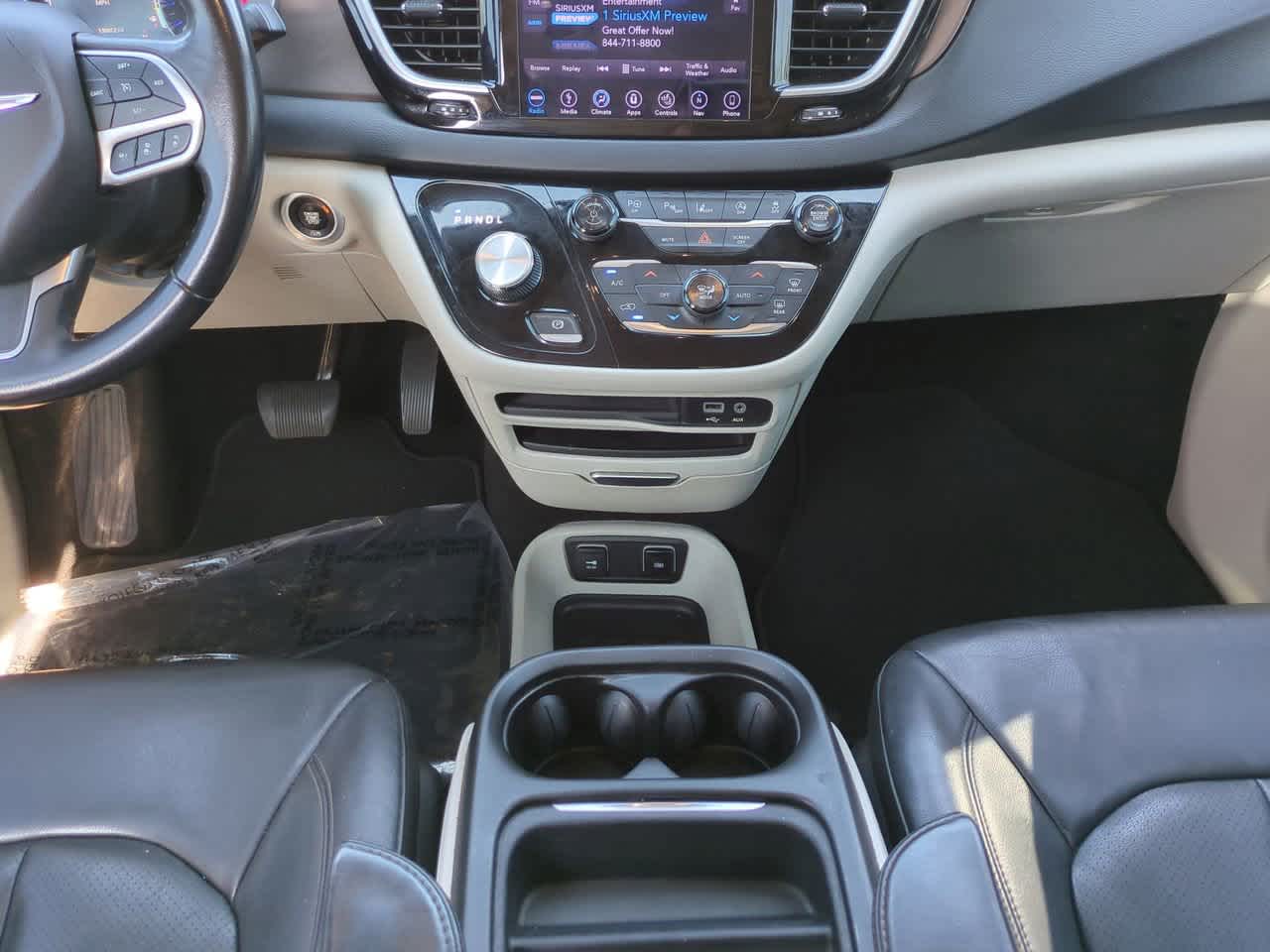 Thumbnail: 2018 Chrysler Pacifica - 19