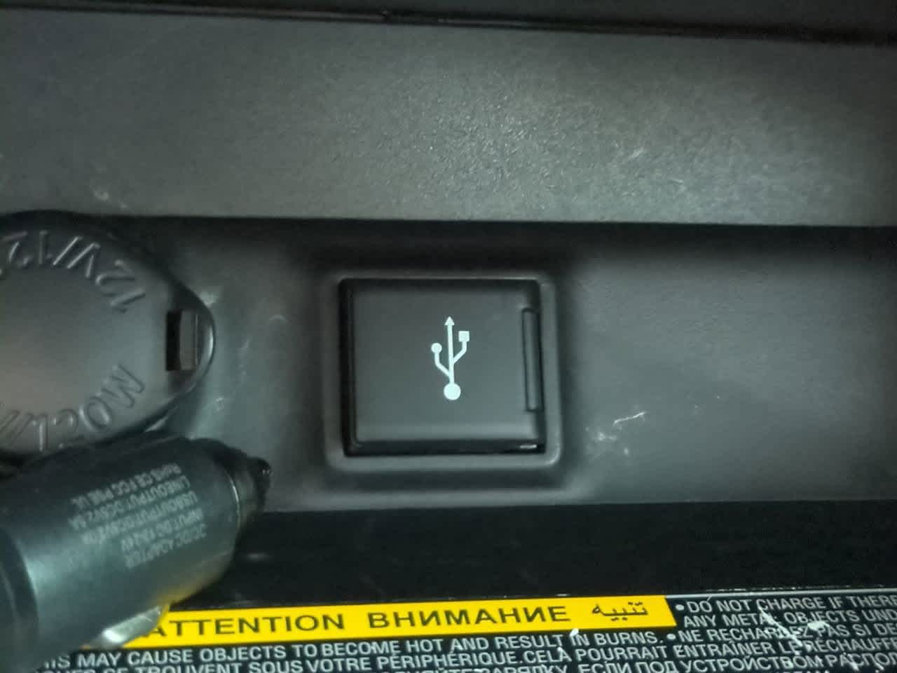 Thumbnail: 2020 Toyota RAV4 - 21