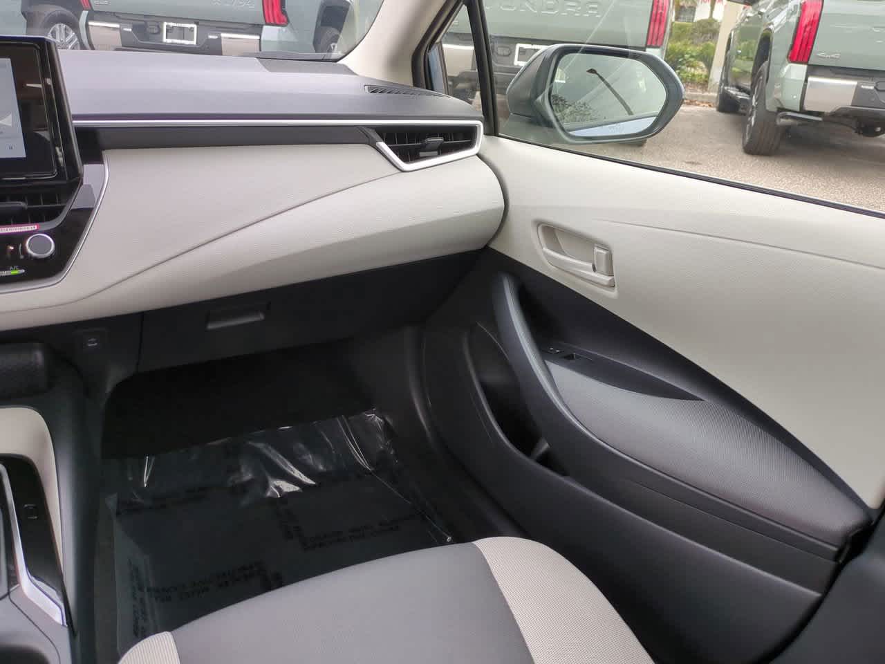 Thumbnail: 2025 Toyota Corolla - 16