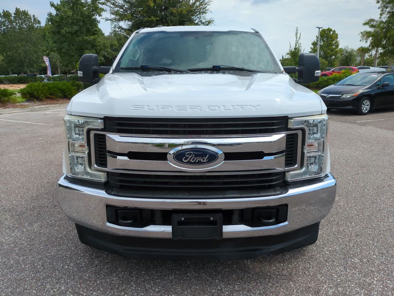 Thumbnail: 2017 Ford F-350 - 9