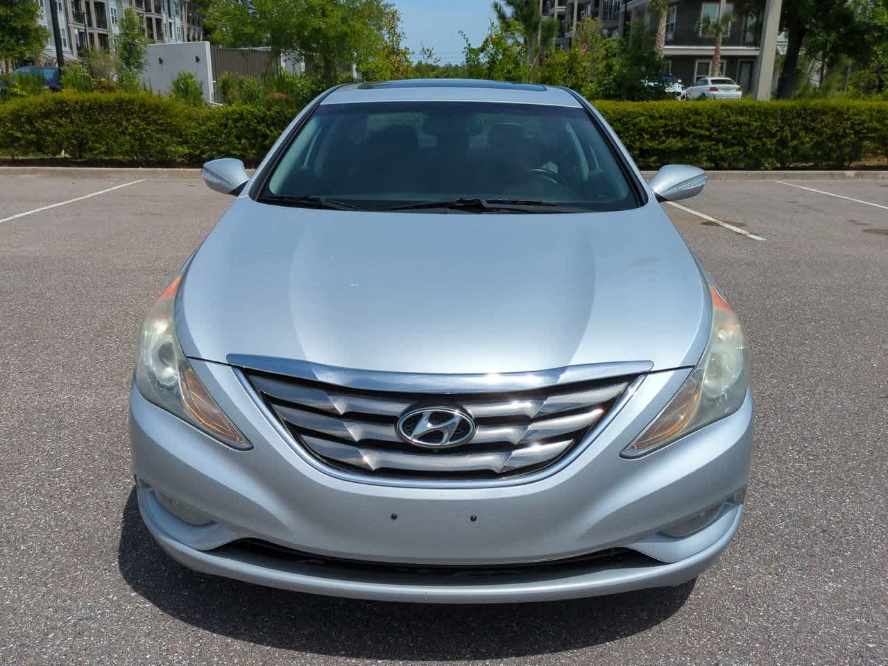 2011 Hyundai Sonata Limited 9
