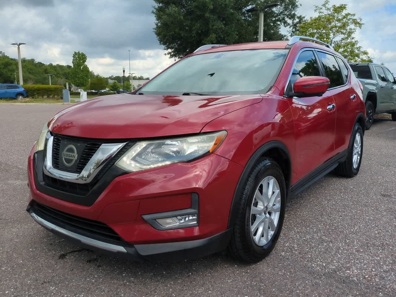 Thumbnail: 2017 Nissan Rogue - 2