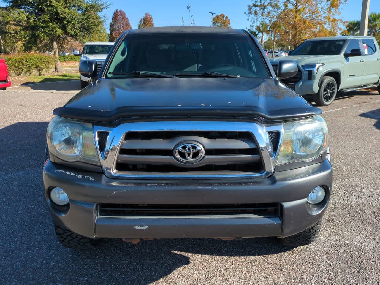 Thumbnail: 2010 Toyota Tacoma - 9