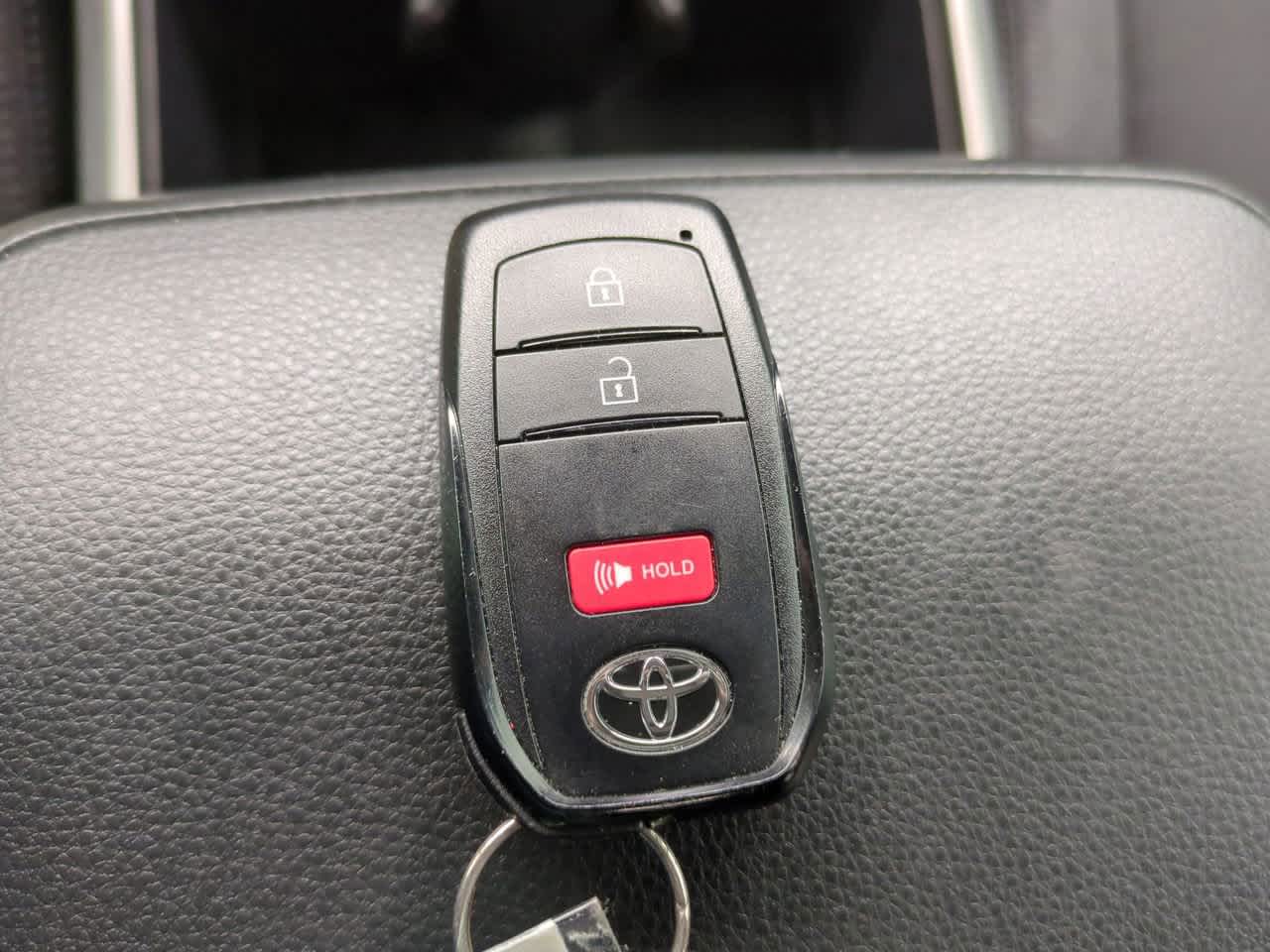 2025 Toyota Tacoma SR5 26