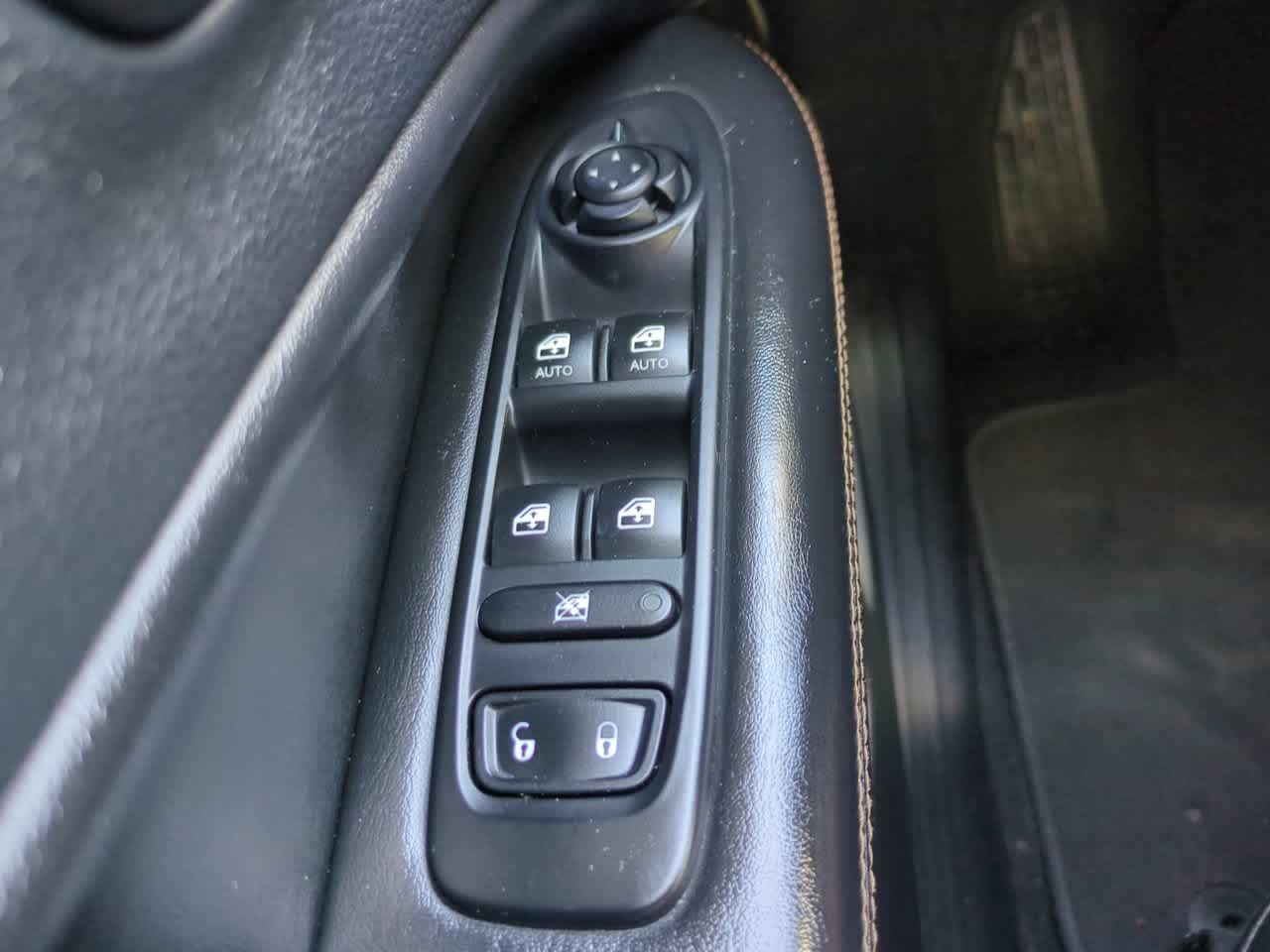 Thumbnail: 2020 Jeep Compass - 22