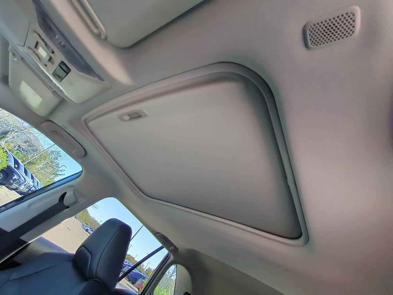 Thumbnail: 2023 Toyota RAV4 - 19