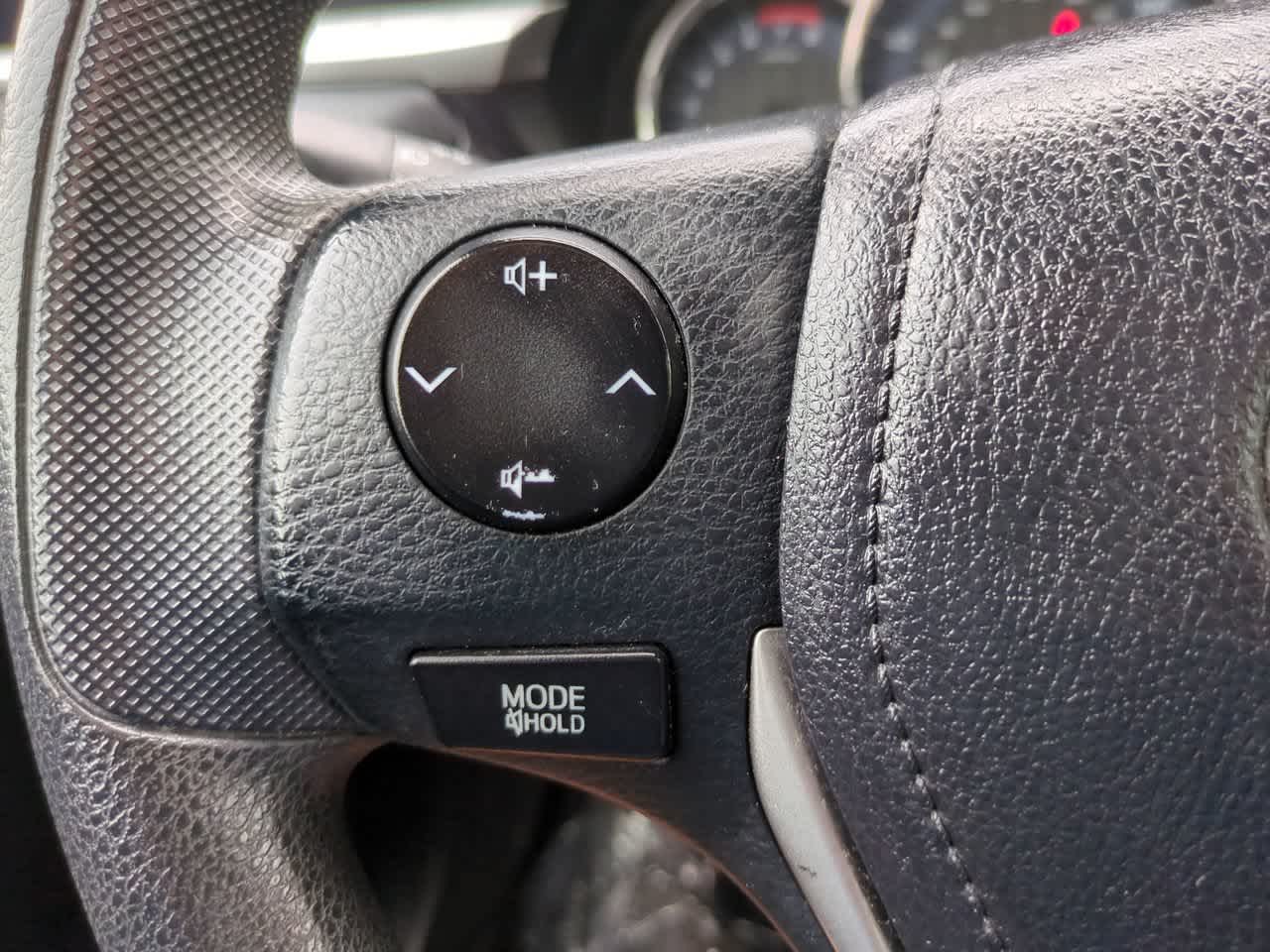 Thumbnail: 2014 Toyota Corolla - 21