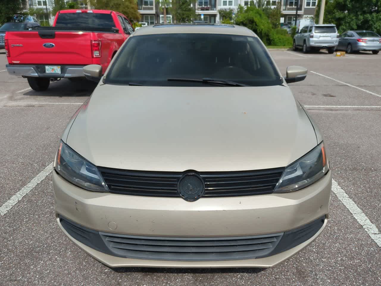Thumbnail: 2012 Volkswagen Jetta - 9