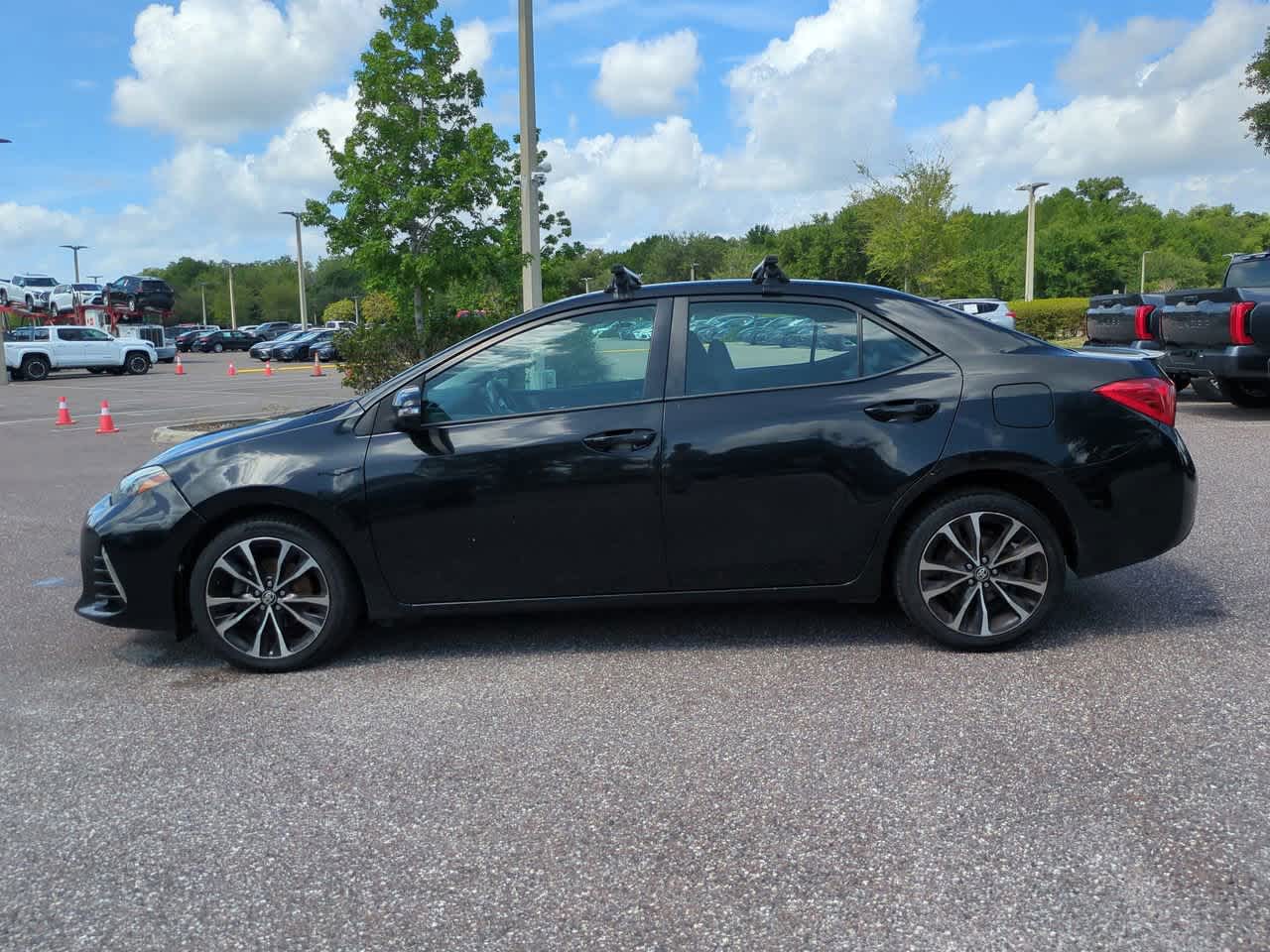 Thumbnail: 2018 Toyota Corolla - 3