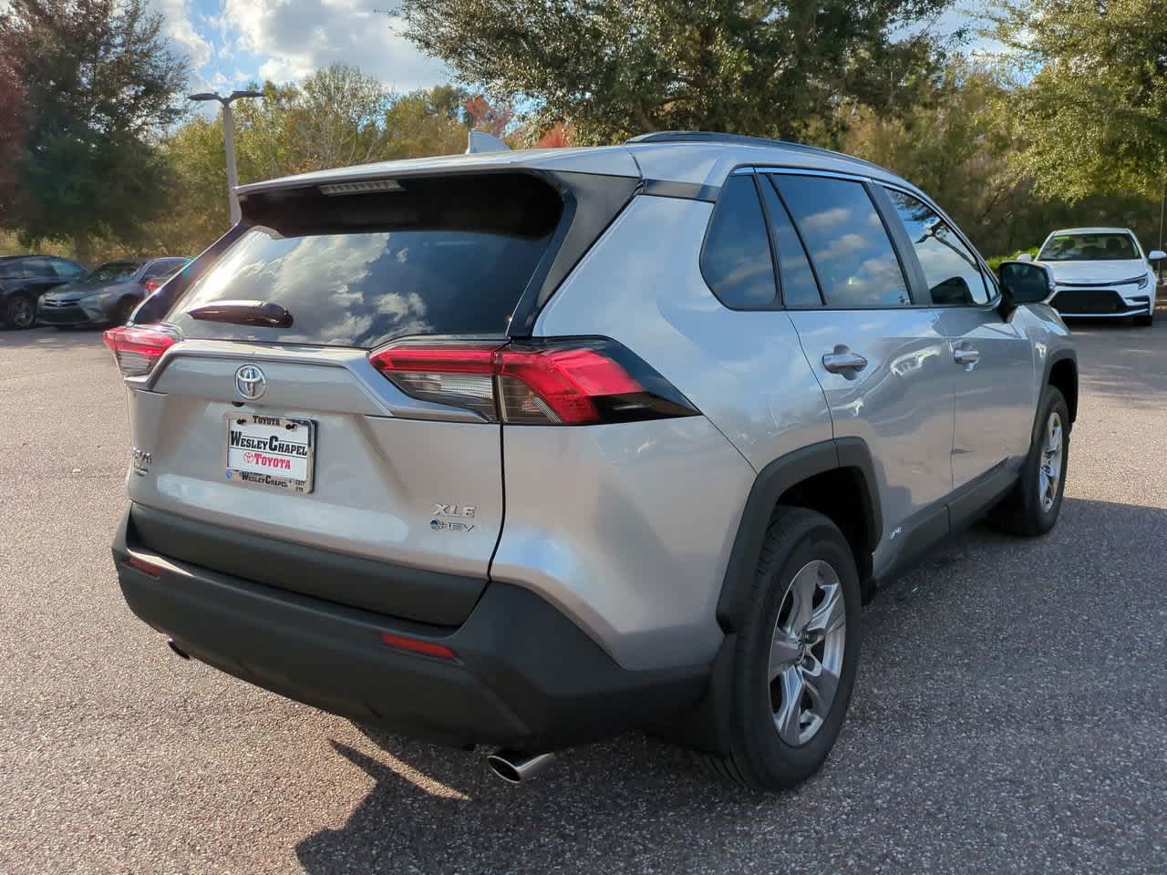 Thumbnail: 2025 Toyota RAV4 - 6