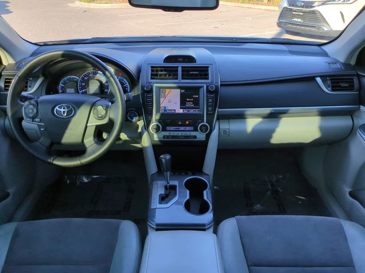 Thumbnail: 2012 Toyota Camry - 13