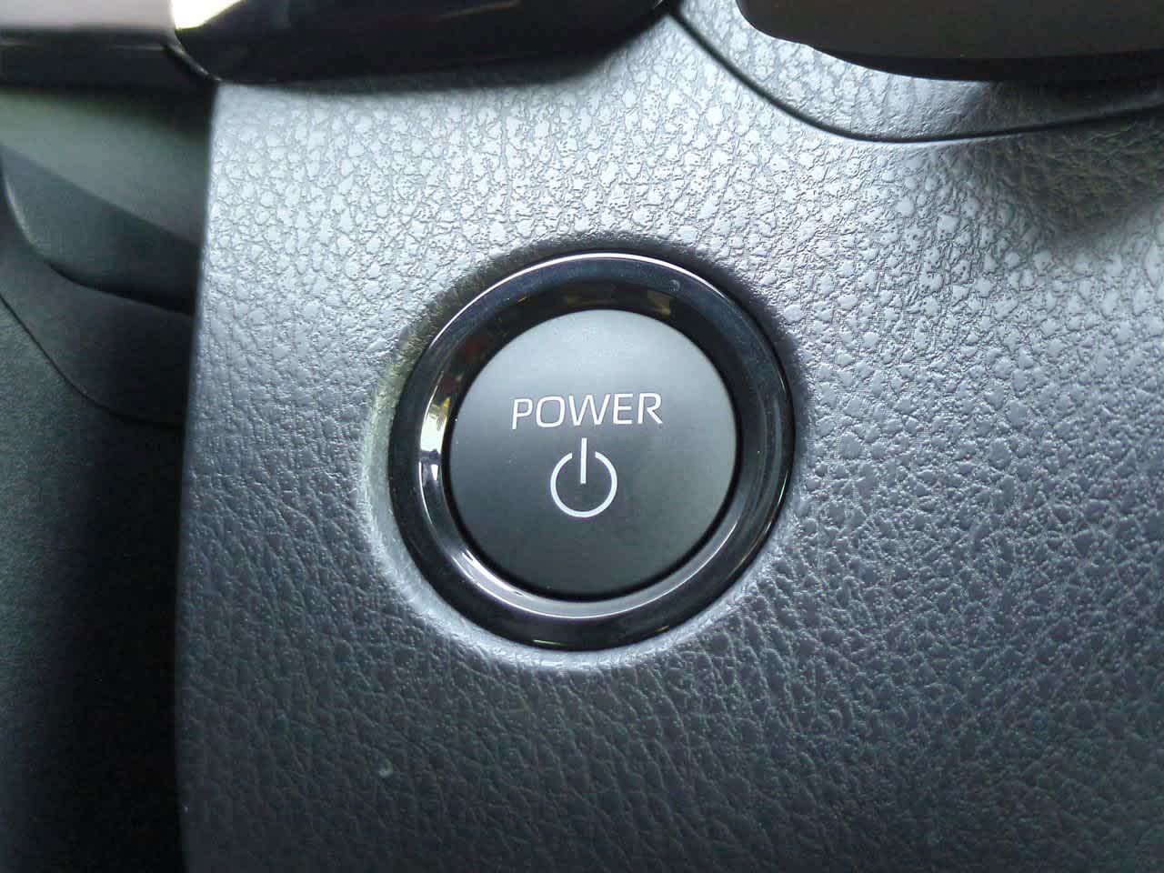 Thumbnail: 2025 Toyota Camry - 27