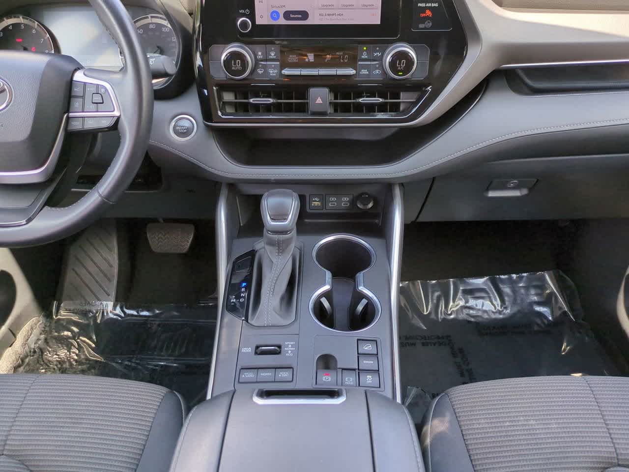 Thumbnail: 2024 Toyota Highlander - 18