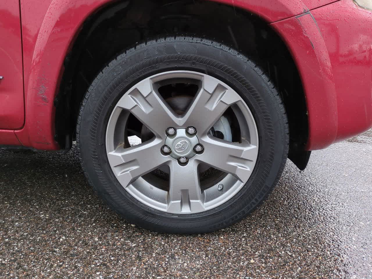 Thumbnail: 2011 Toyota RAV4 - 11