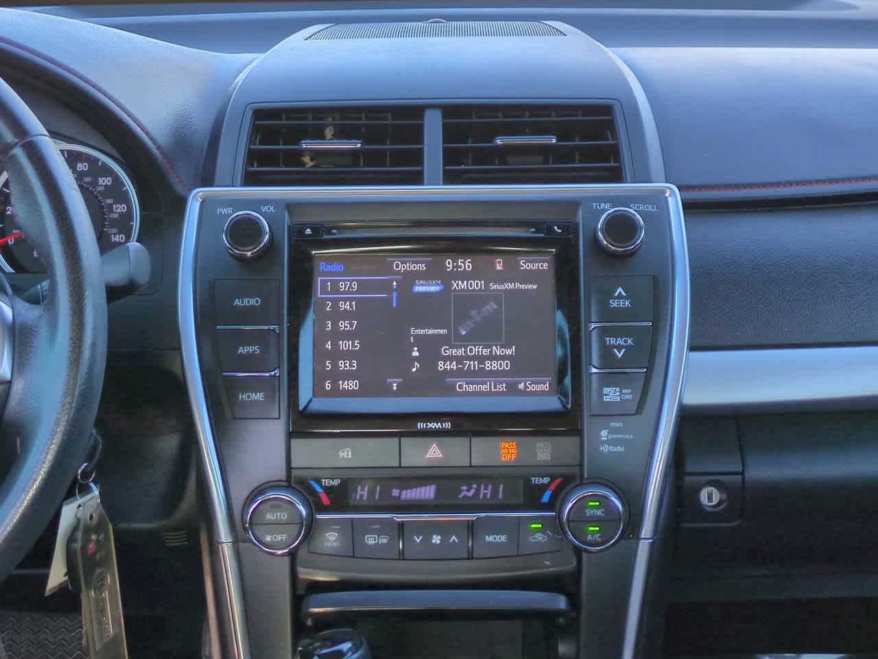 Thumbnail: 2016 Toyota Camry - 17