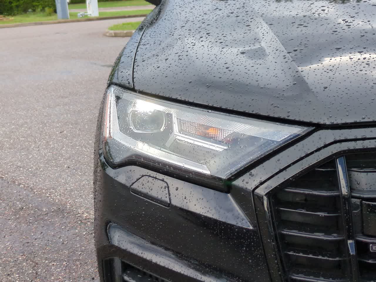 Thumbnail: 2021 Audi Q7 - 10