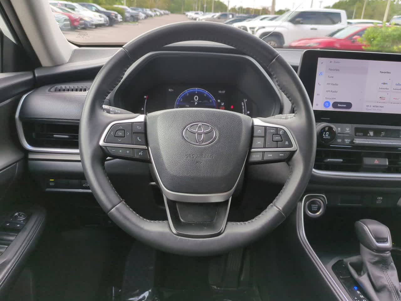 Thumbnail: 2024 Toyota Grand Highlander - 16