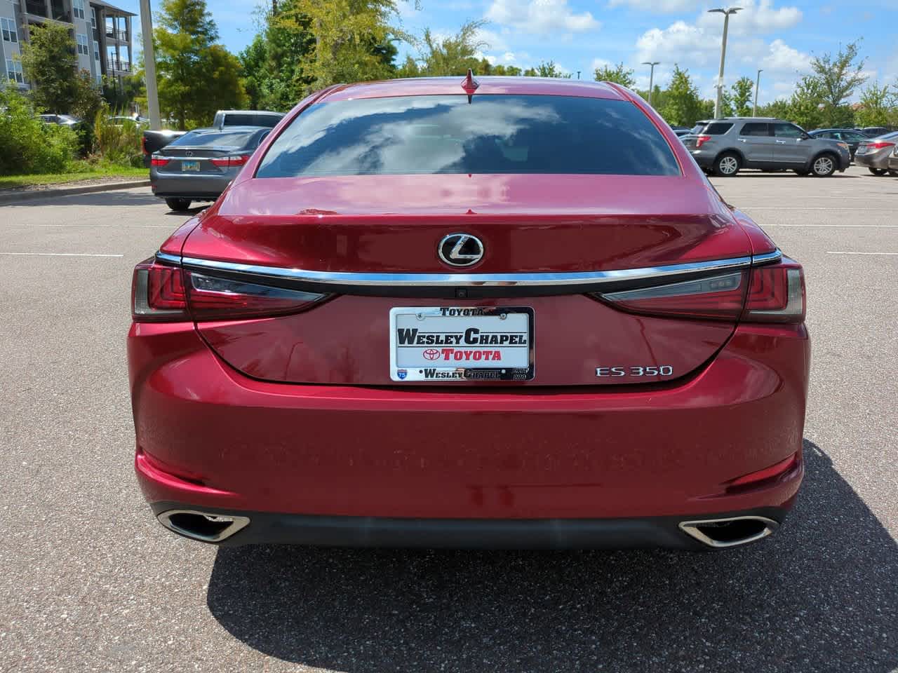 Thumbnail: 2019 Lexus ES - 5