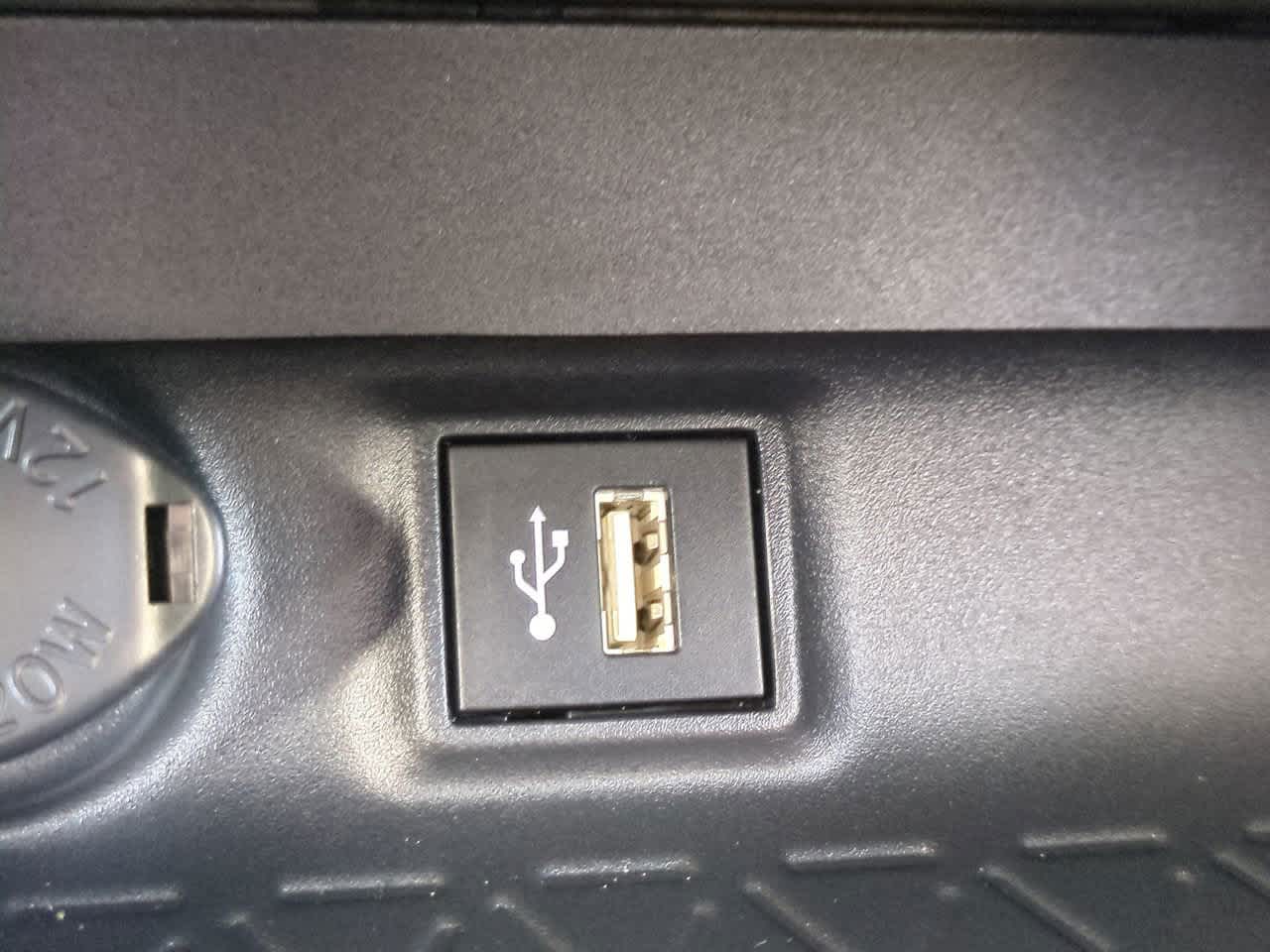 Thumbnail: 2025 Toyota RAV4 - 20