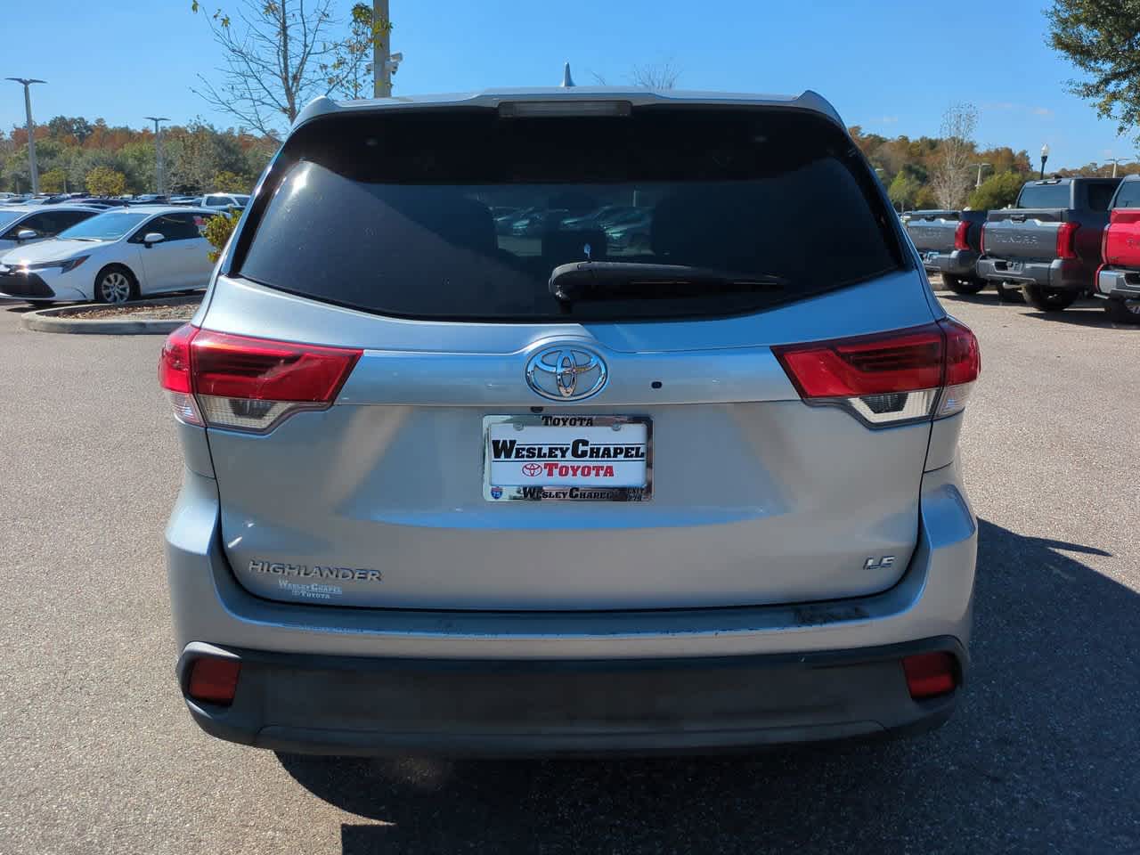 Thumbnail: 2019 Toyota Highlander - 5