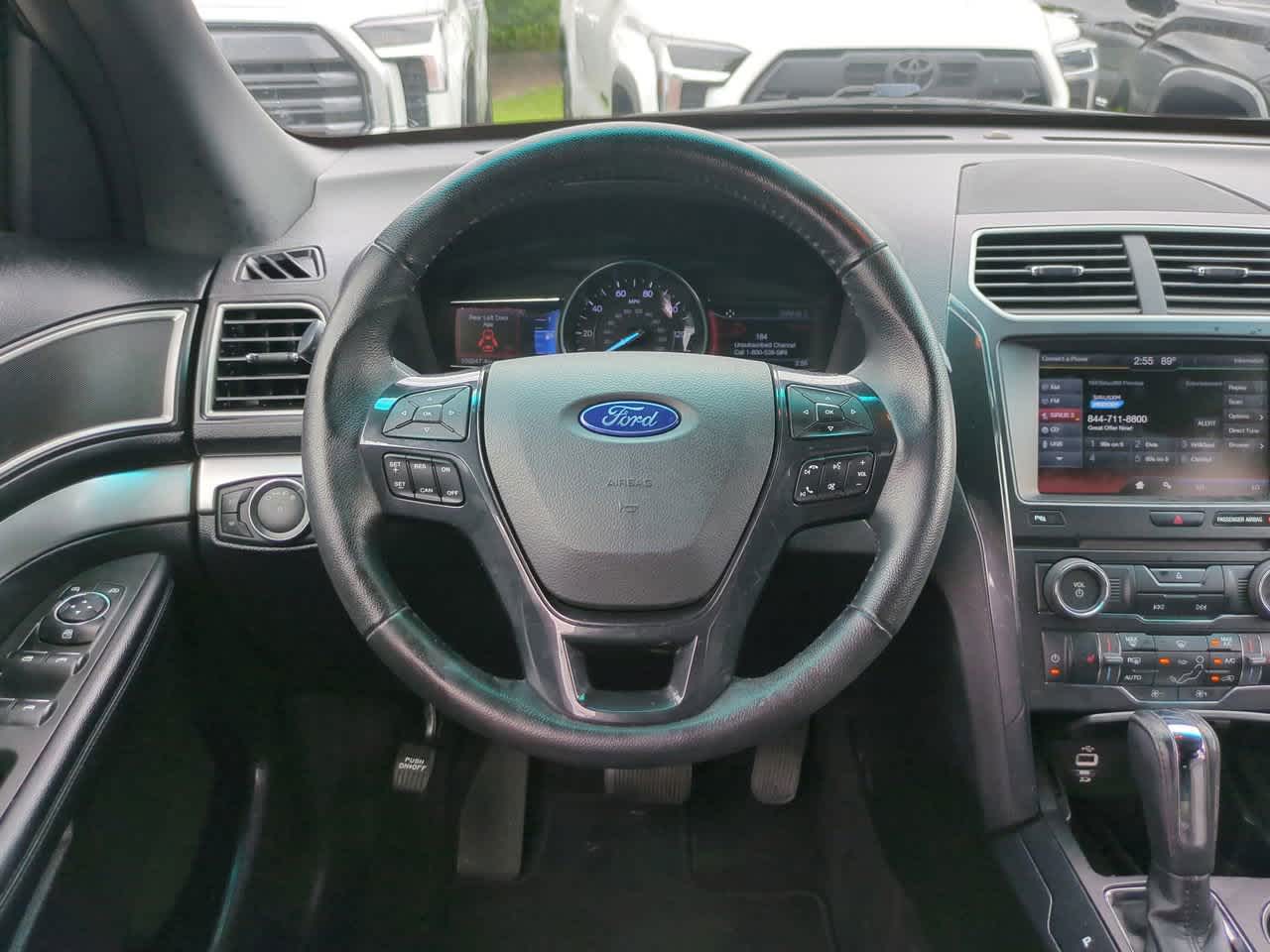 Thumbnail: 2016 Ford Explorer - 16