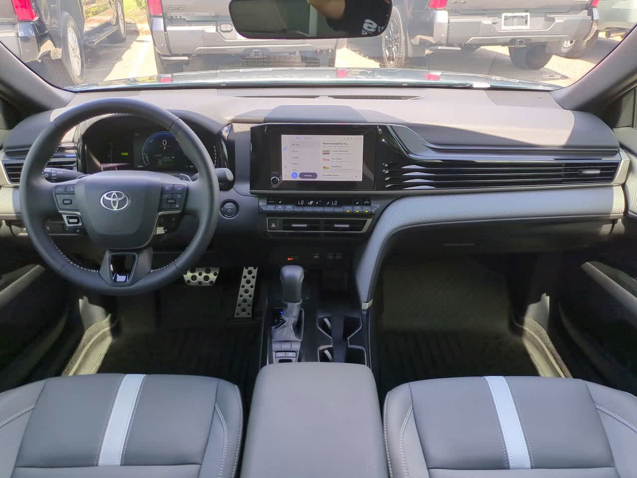 Thumbnail: 2025 Toyota Camry - 14