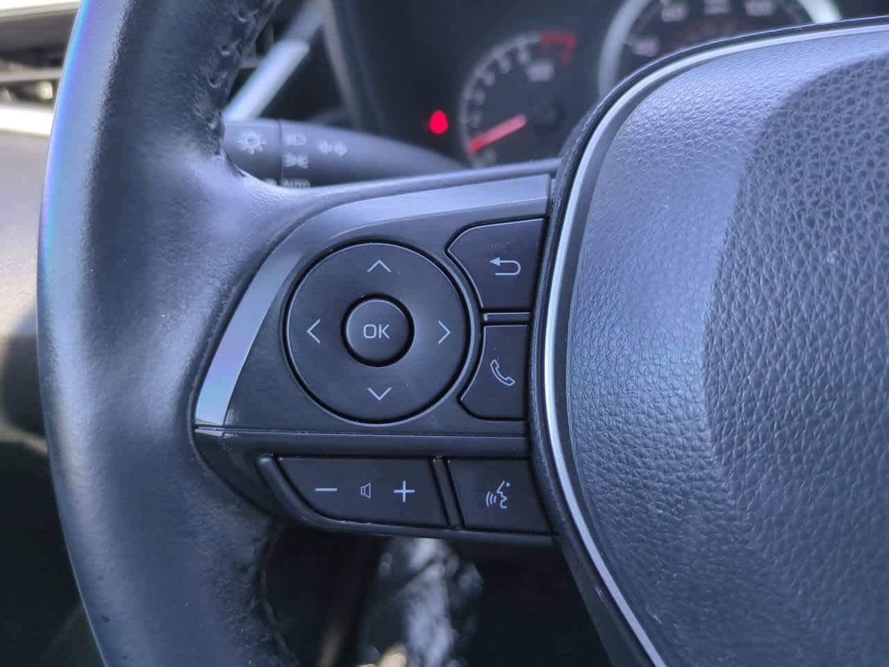 Thumbnail: 2021 Toyota Corolla - 22