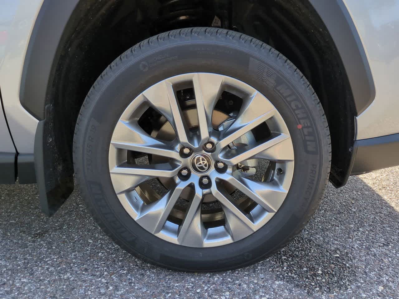 Thumbnail: 2025 Toyota RAV4 - 11