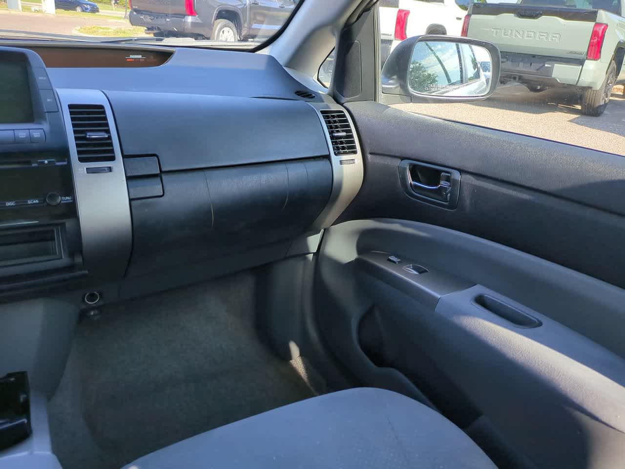 Thumbnail: 2006 Toyota Prius - 16