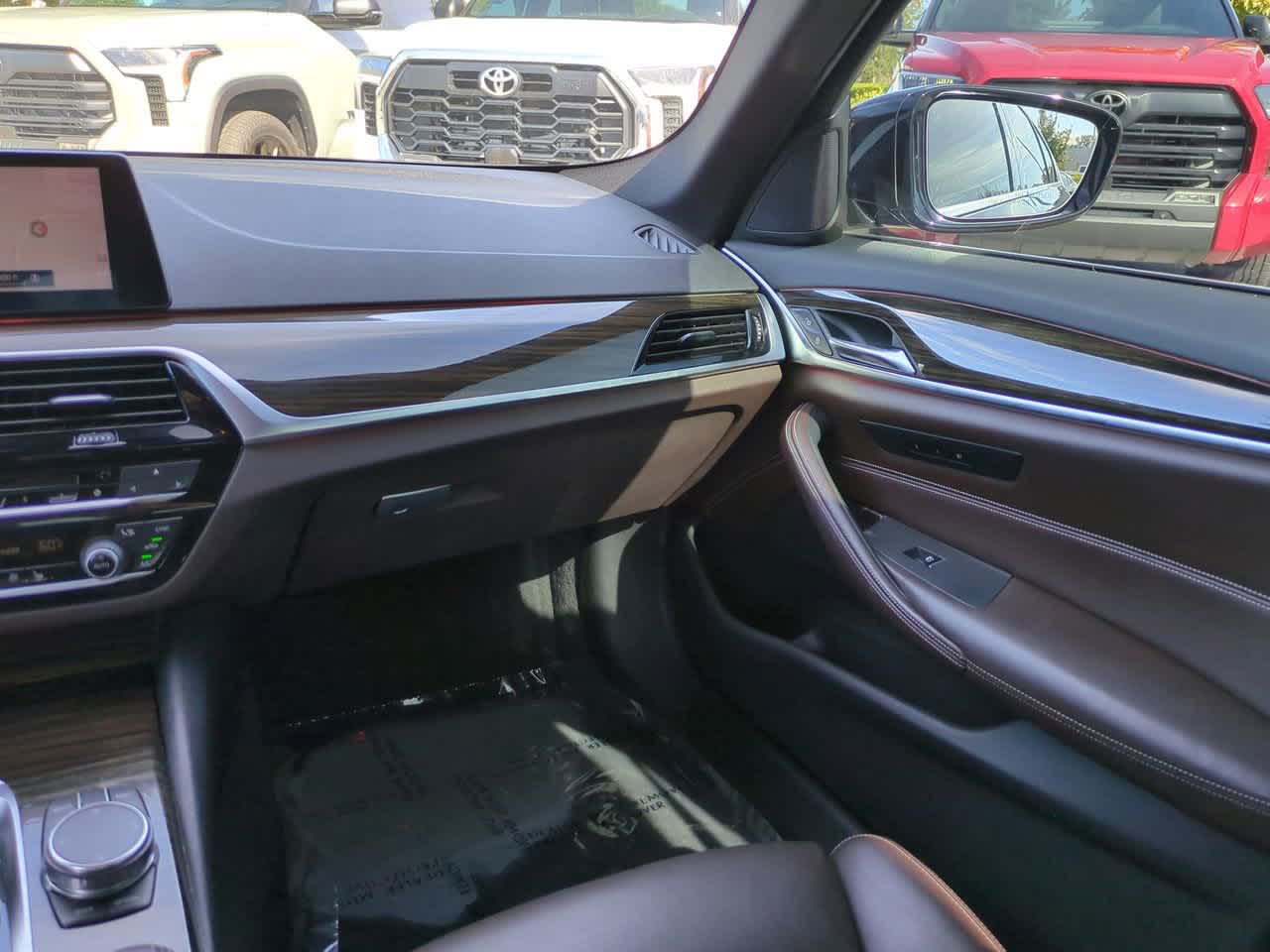 Thumbnail: 2019 BMW 5 Series - 16