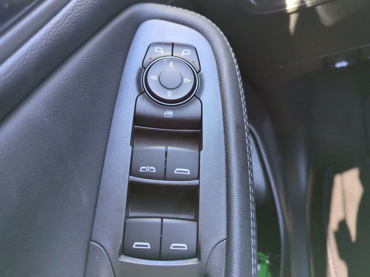 Thumbnail: 2023 Buick Encore GX - 22