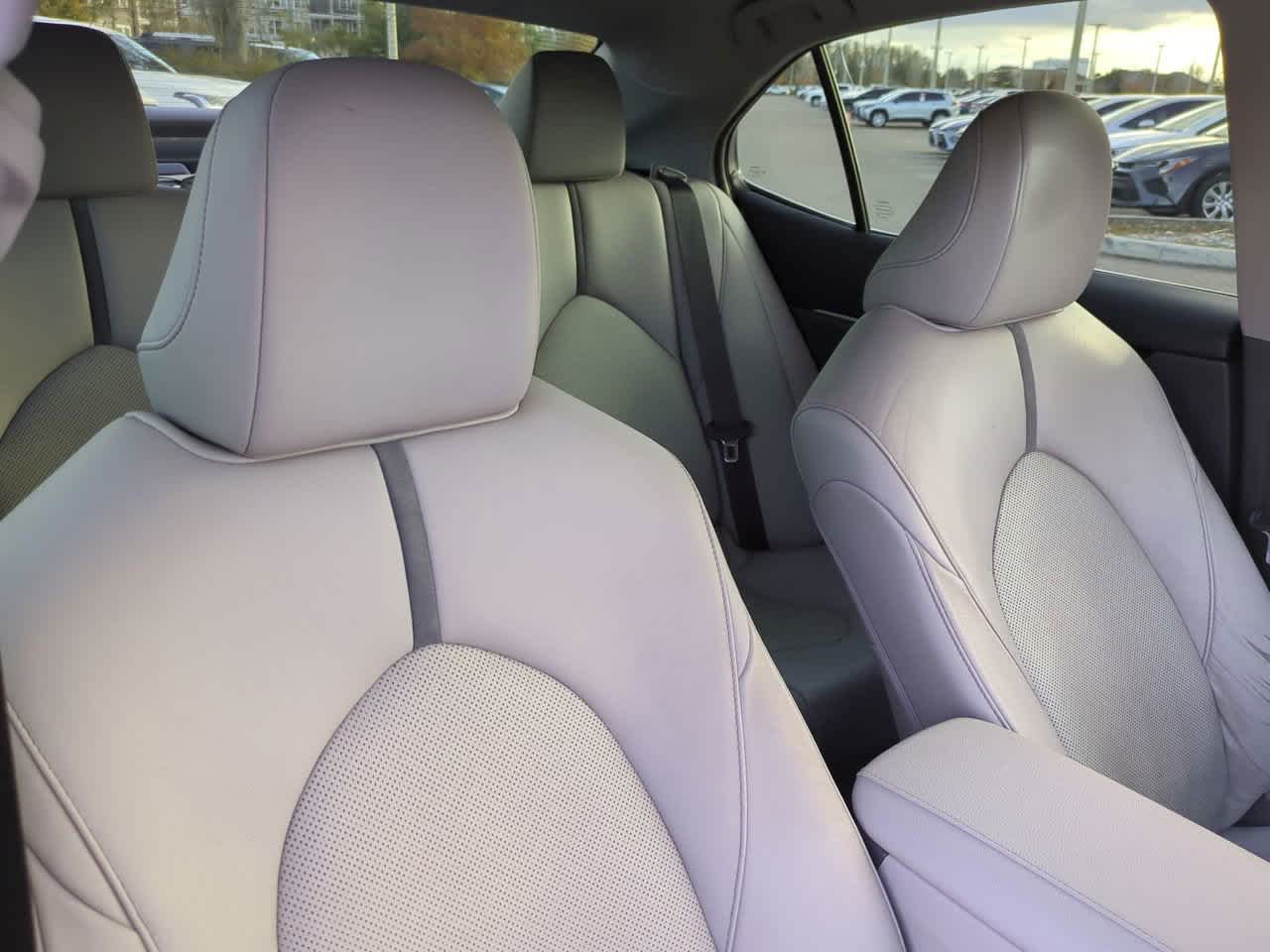 Thumbnail: 2021 Toyota Camry - 7