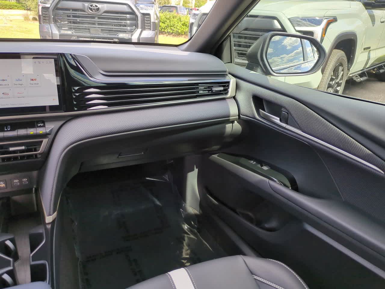 Thumbnail: 2025 Toyota Camry - 16