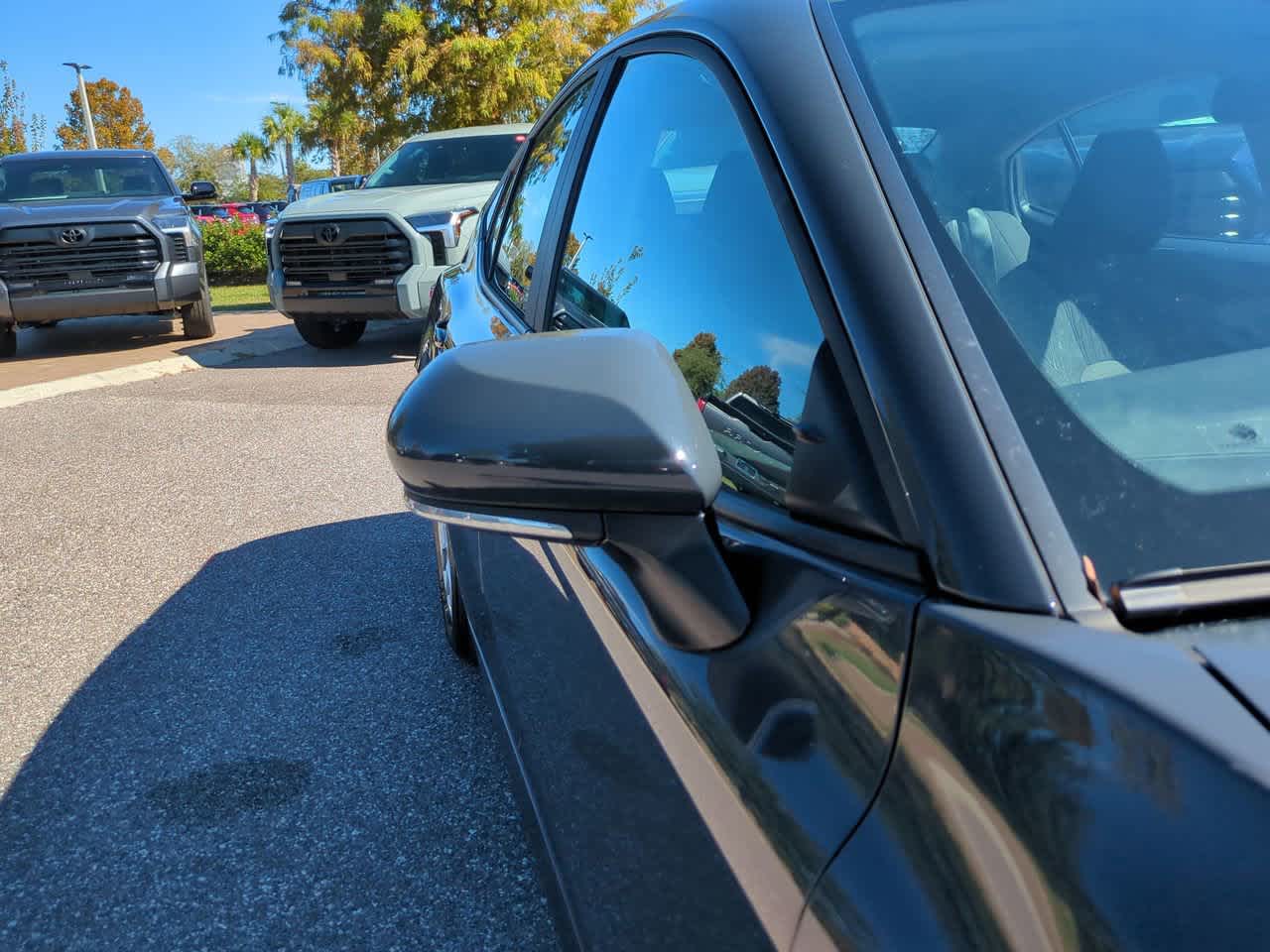 Thumbnail: 2025 Toyota Camry - 12